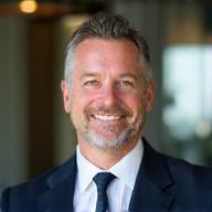 CEO rasmi - Moliyaviy Yordam Solutions